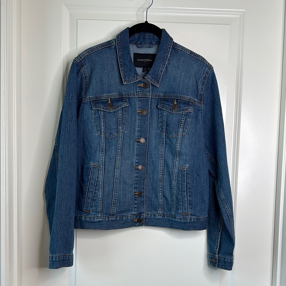 Banana Republic Classic Blue Denim Jacket